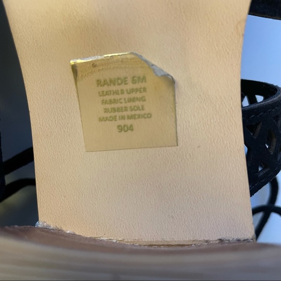 Steve Madden Strappy  sandals - Picture 7 of 9